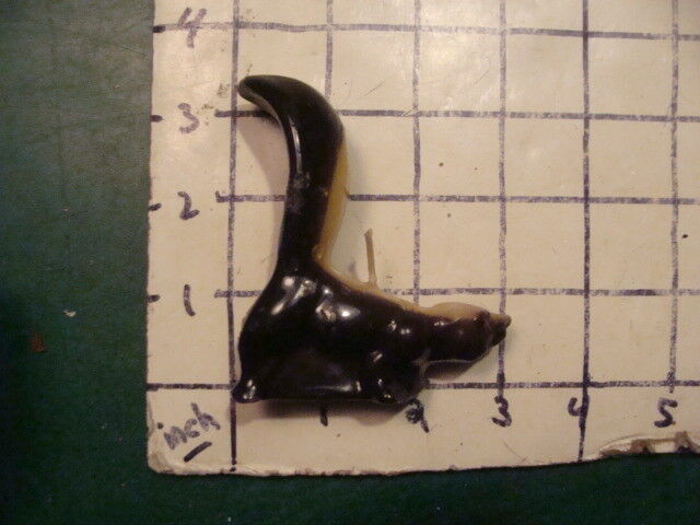Original Vintage Skunk -- Early Candle -- Tail Up -- Some Chips In Wax
